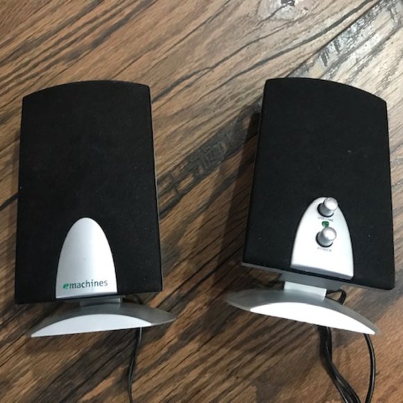 eMACHINES SP-30A PORTABLE DESKTOP/LAPTOP SPEAKERS - Picture 1 of 7
